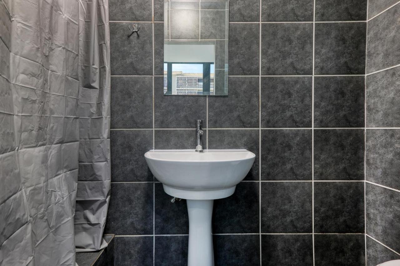 Hotel & Out Express Sea Point *